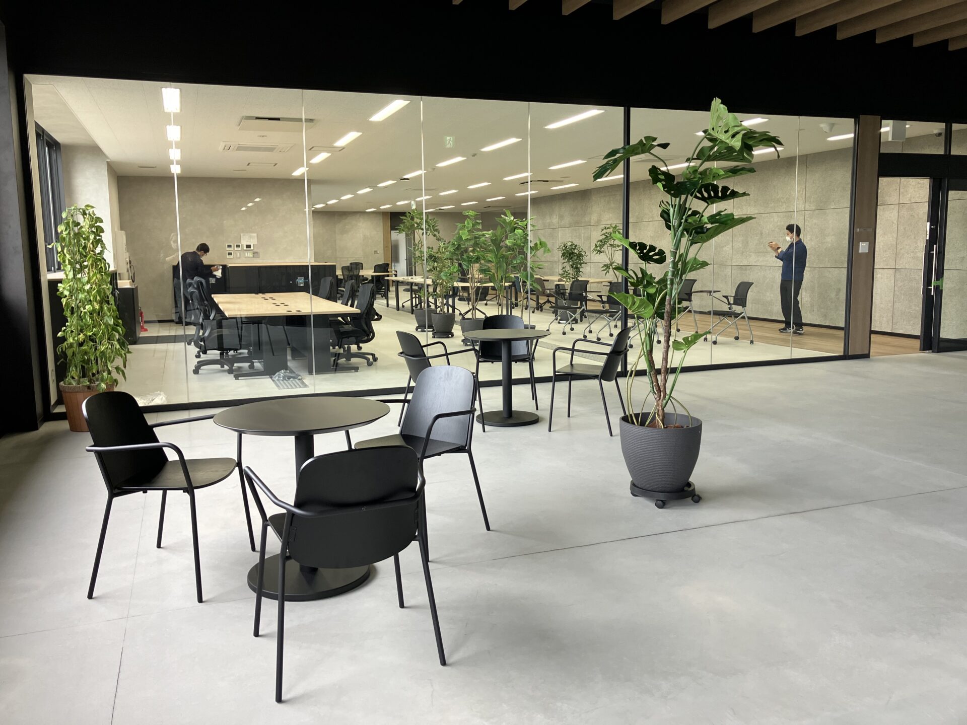 来客用スペースリニューアルの納品事例